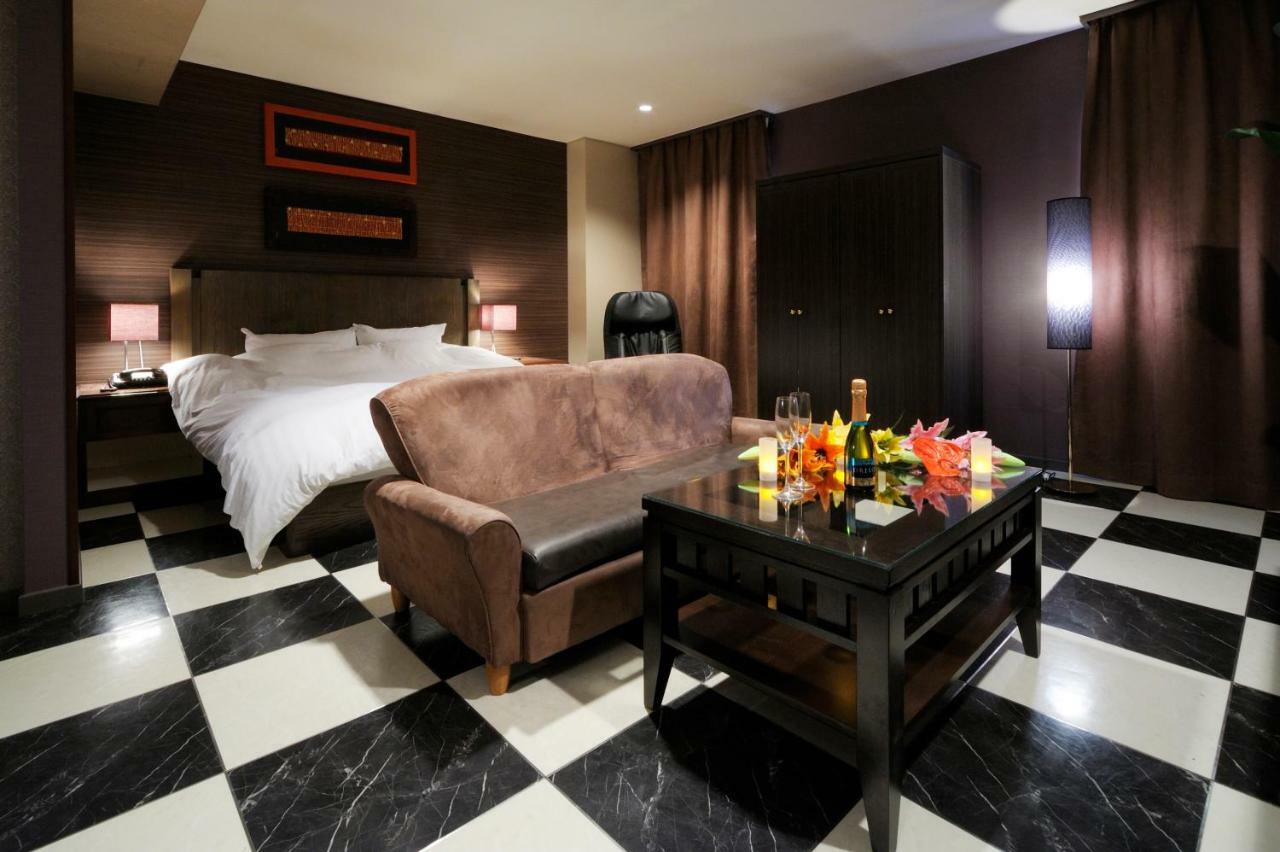 Hotel Sol (Adults Only) Фукуока Екстер'єр фото