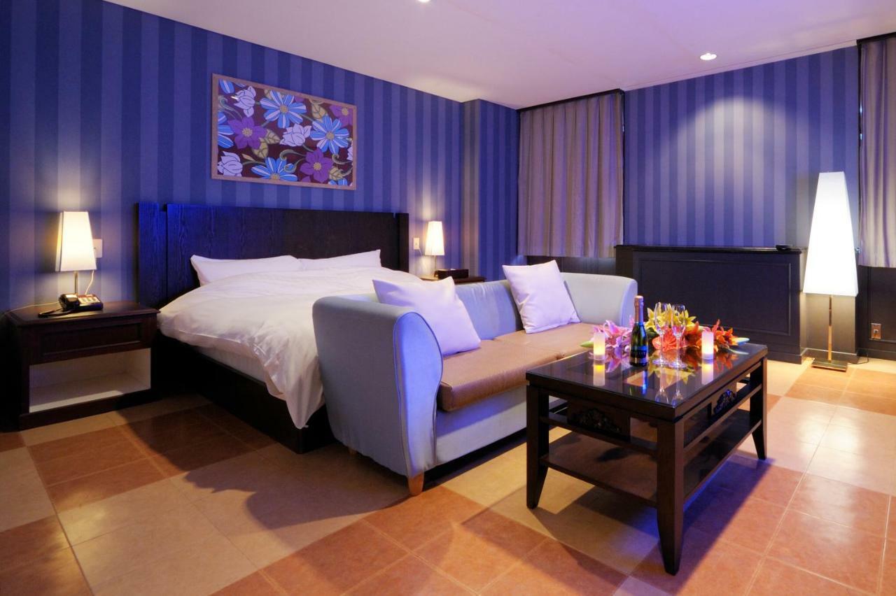 Hotel Sol (Adults Only) Фукуока Екстер'єр фото